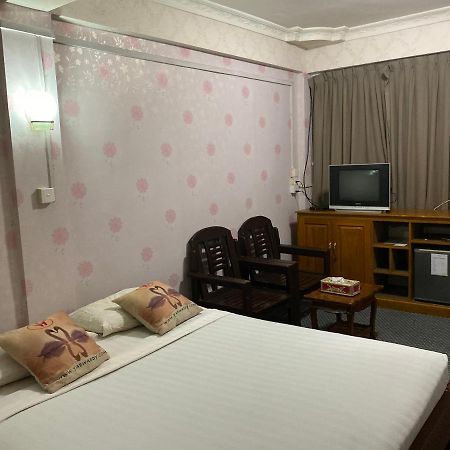 Gyogon Yaewaddy Motel מראה חיצוני תמונה
