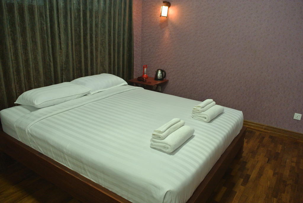 Gyogon Yaewaddy Motel חדר תמונה