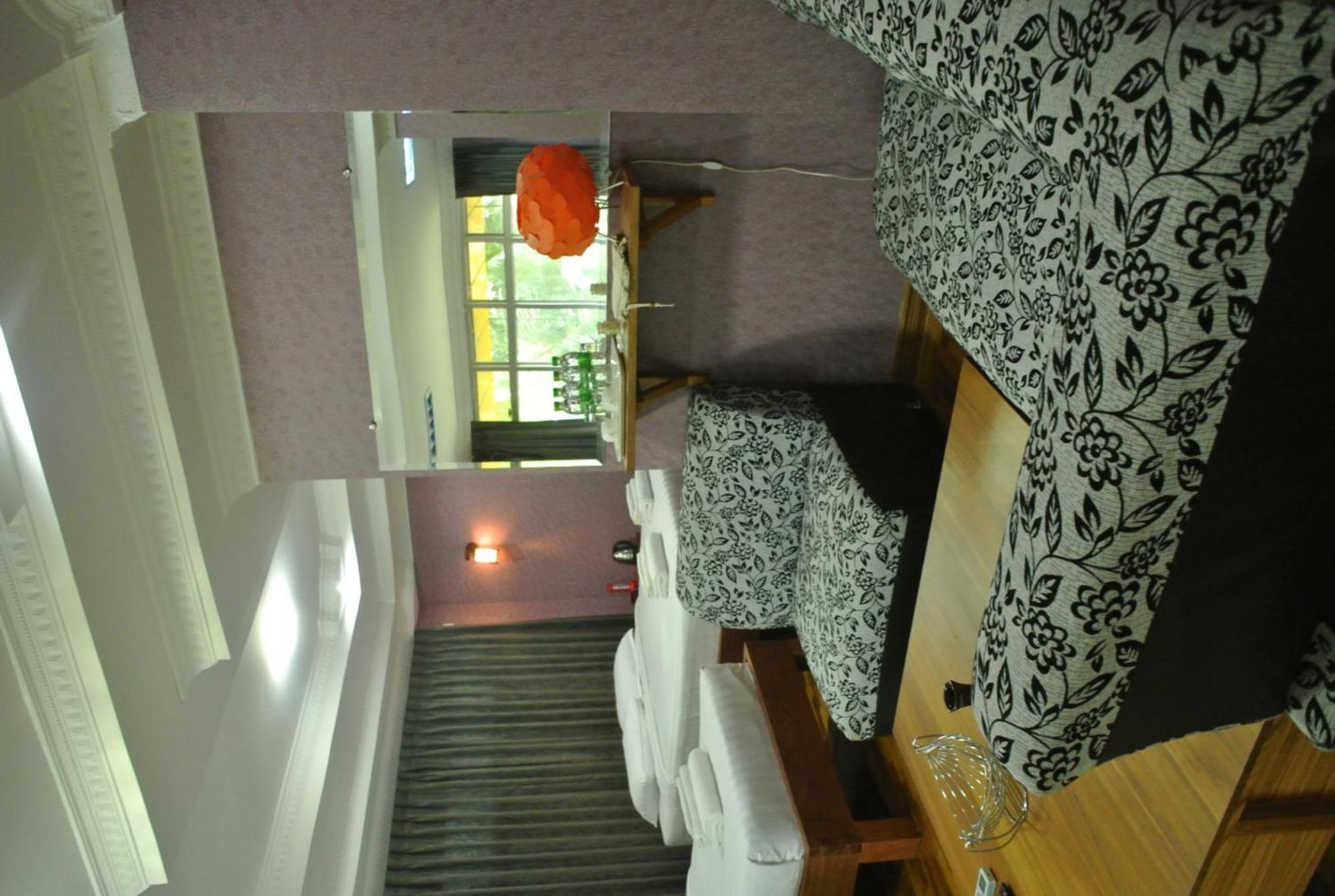 Gyogon Yaewaddy Motel מראה חיצוני תמונה