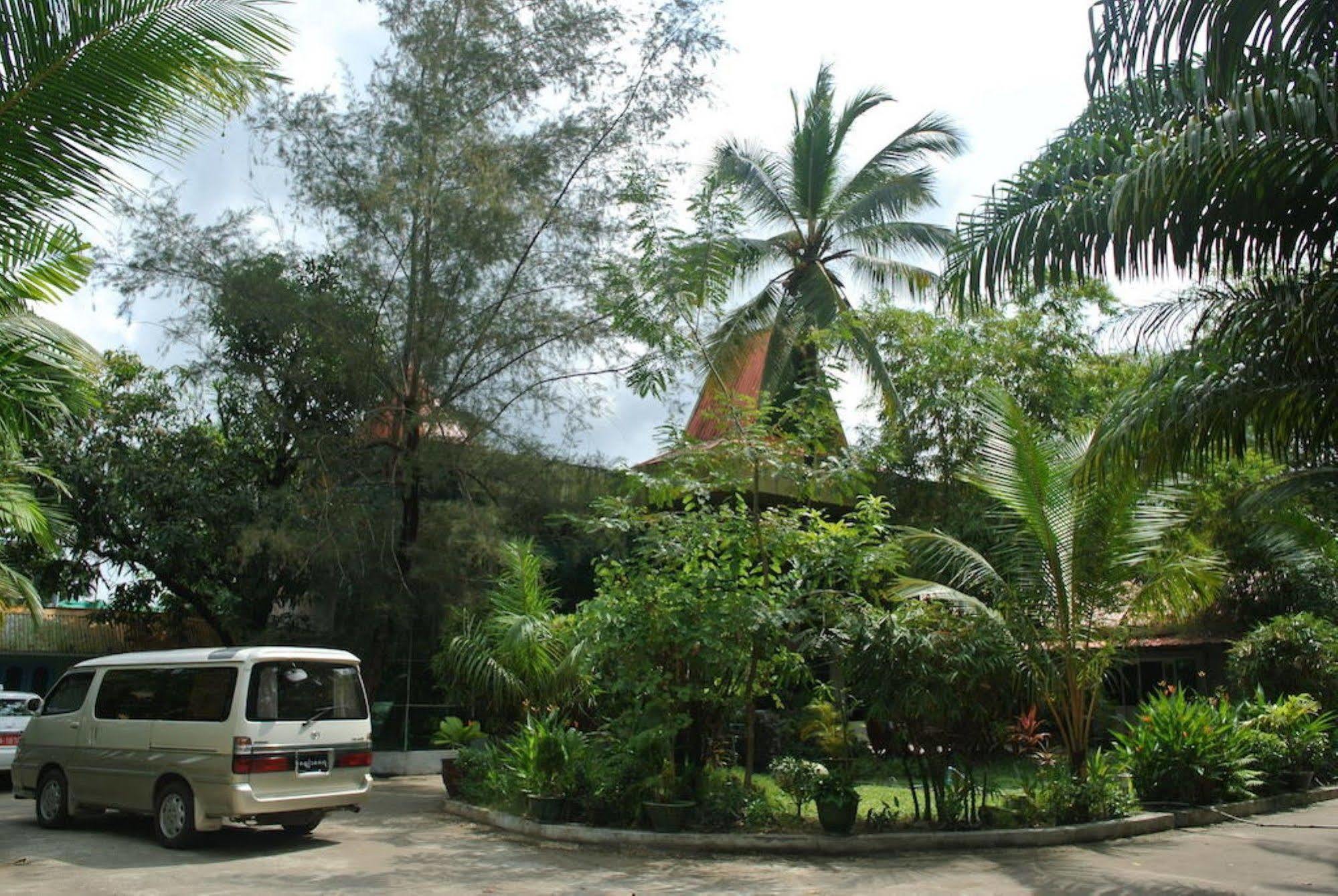 Gyogon Yaewaddy Motel מראה חיצוני תמונה